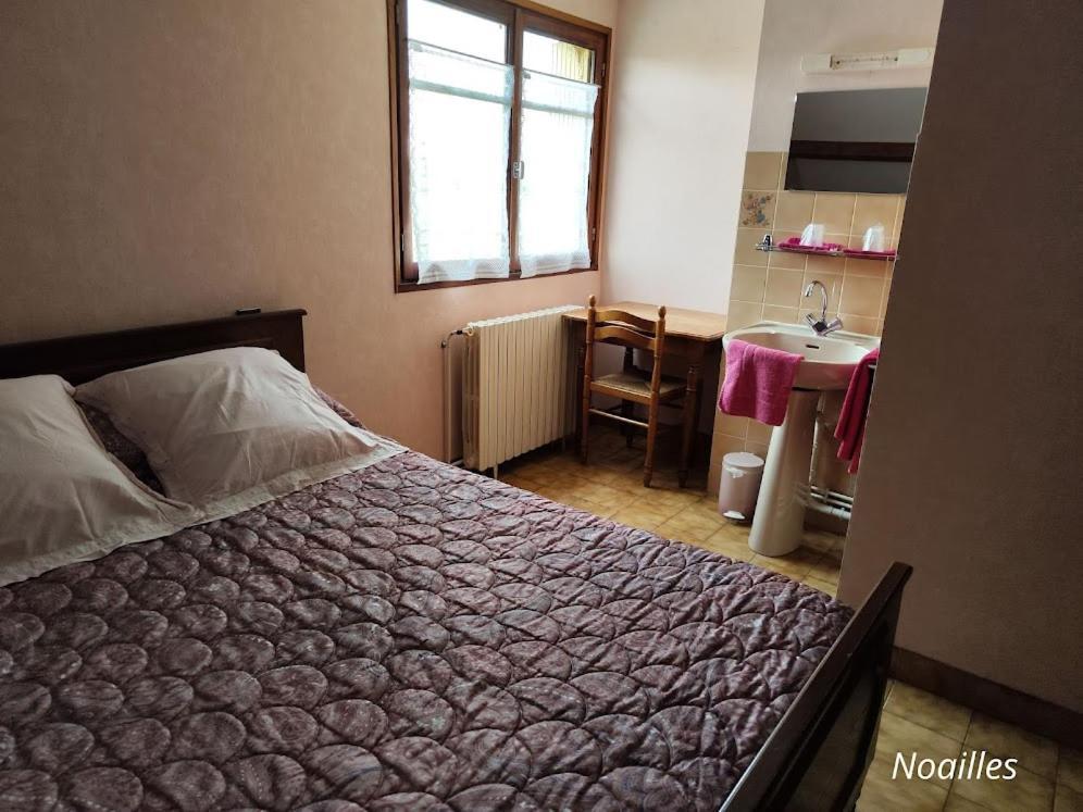A L'Etape De La Ferme Panzió Noailles  Kültér fotó